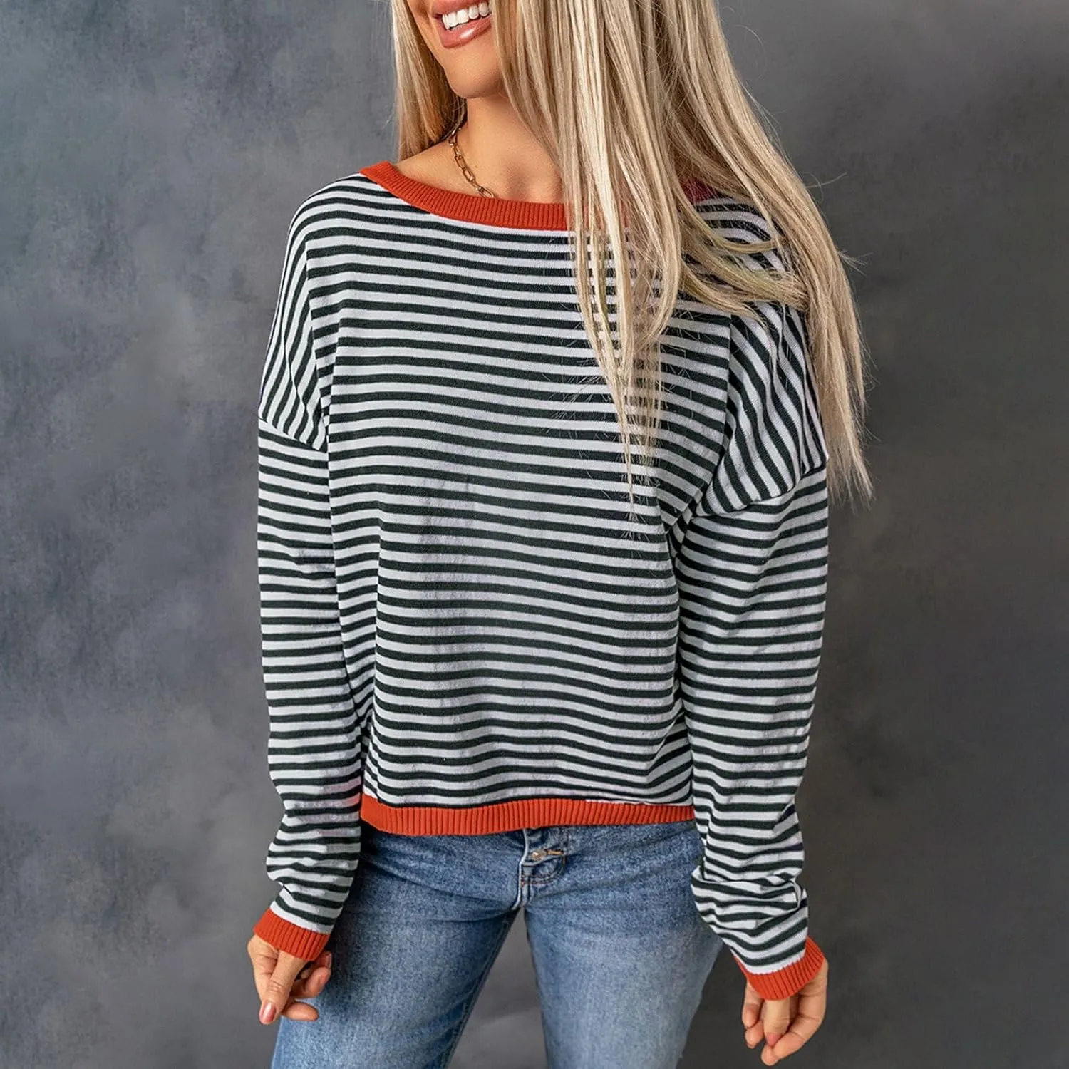 Light Sweatshirt for Women Fashion Casual Round Neck Striped Tops Long Sleeved Sweater Hoodless Hoodie