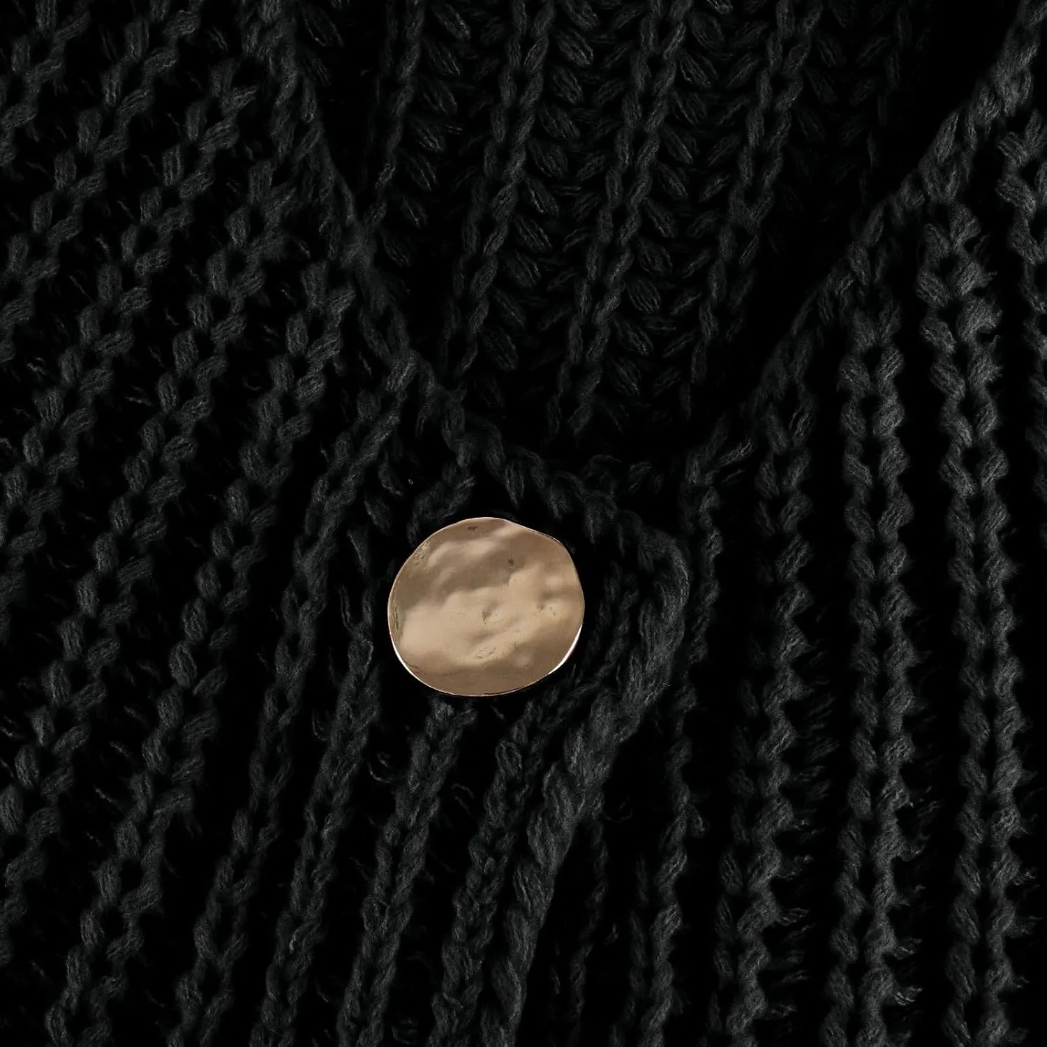 Sweater Vest Women Button Up Sleeveless Cropped Knit Vest Casual Chunky Vest With Pockets Fall Tops Knit Cardigan