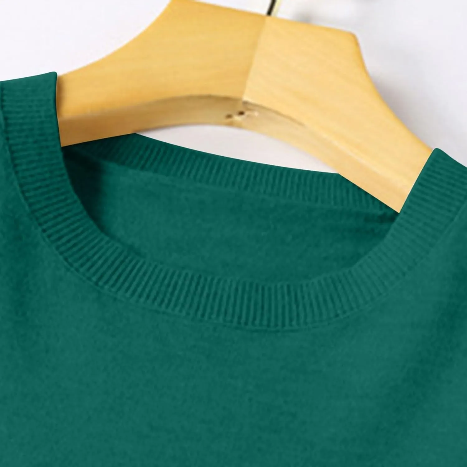 Women's Cashmere Sweaters Long Sleeve Crew Neck Soft Warm Cozy Pullover Lightweight Wool Knit Jumpers Sweater